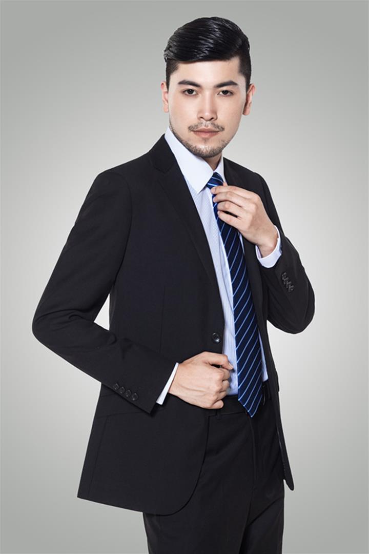 王昌群 包装与印刷设计负责人